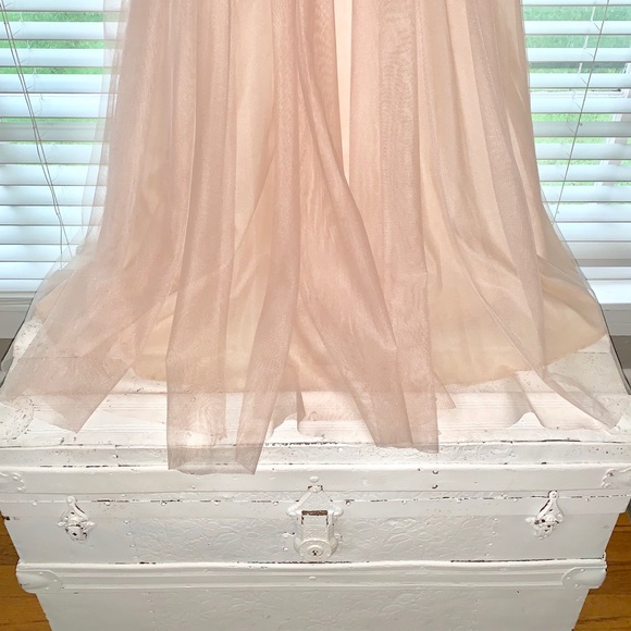 GORGEOUS DRESS !!!!!! - Picture 2 of 8